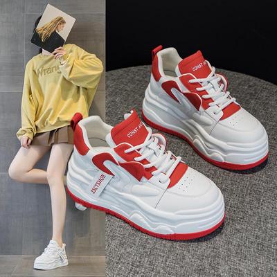 Женские повседневные туфли из кожи на платформе осень 2024 года — модный студенческий стиль в белом цвете