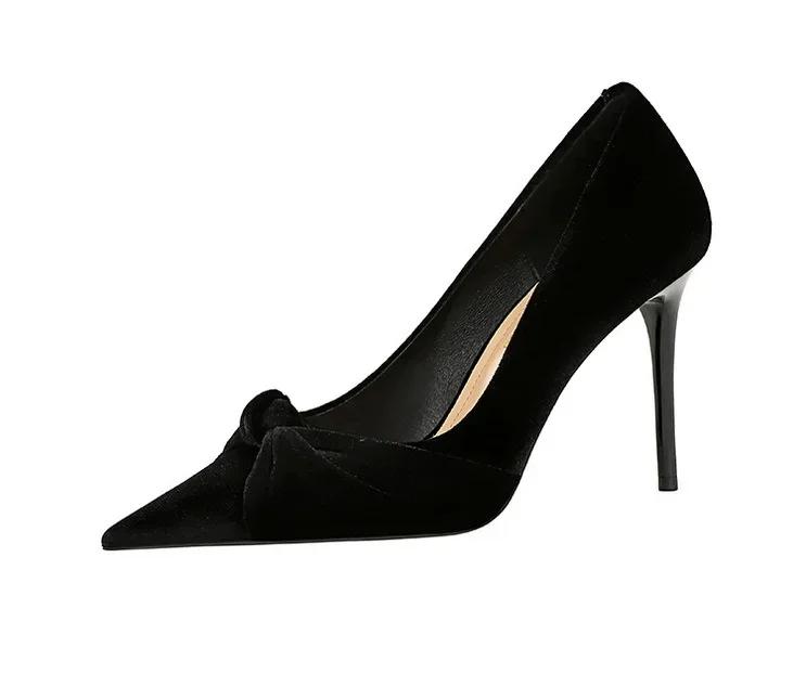2024 Европейская и американская мода Банкетные туфли на высоком каблуке Тонкий каблук Удобные туфли-лодочки с острым носком из замши с бантом