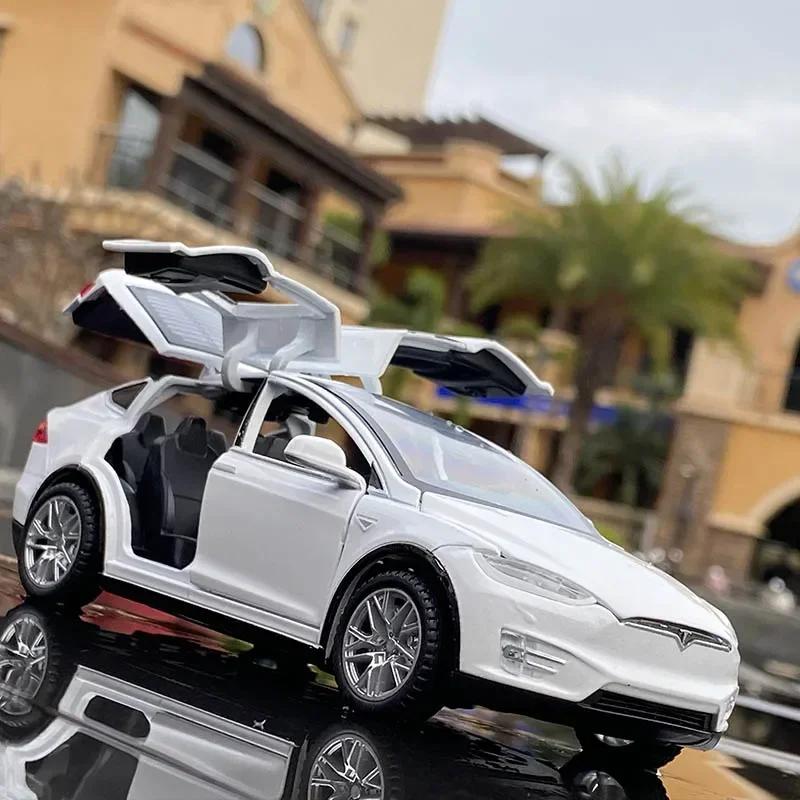 Ctkhn3 1:32 Модель автомобиля Tesla Model X Model S из сплава Diecasts Металлические игрушечные транспортные средства Модель автомобиля Симуляция звука и света Коллекция Подарок для детей