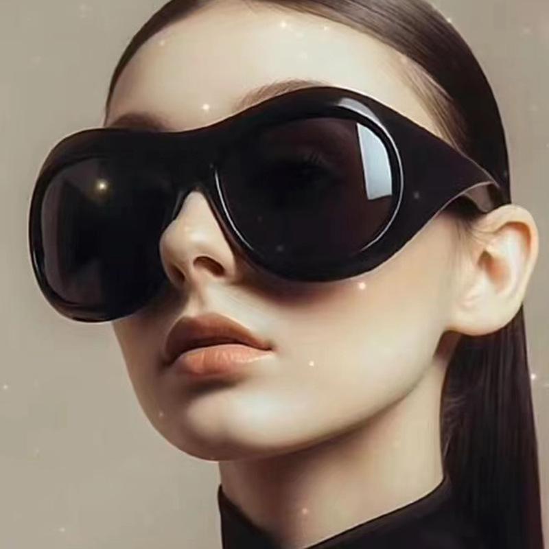 Oversized Punk Big Frame Vintage Sunglasses Women For Men Luxury Brand Designer Sun Glasses Popular Fashion Future Shades Uv