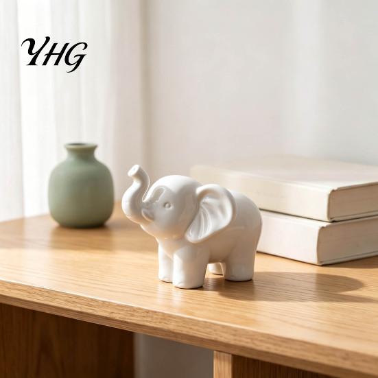 Luck Symbols for Good Fortune Mini Resin Elephant Figurine, Statue Tabletop Decor, Minimalist Room Decor Accessories Small Ornament Home Office Shelf,