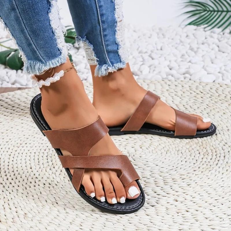 2024 Летняя женская обувь Высококачественные однотонные женские тапочки большого размера Модные повседневные женские пляжные тапочки