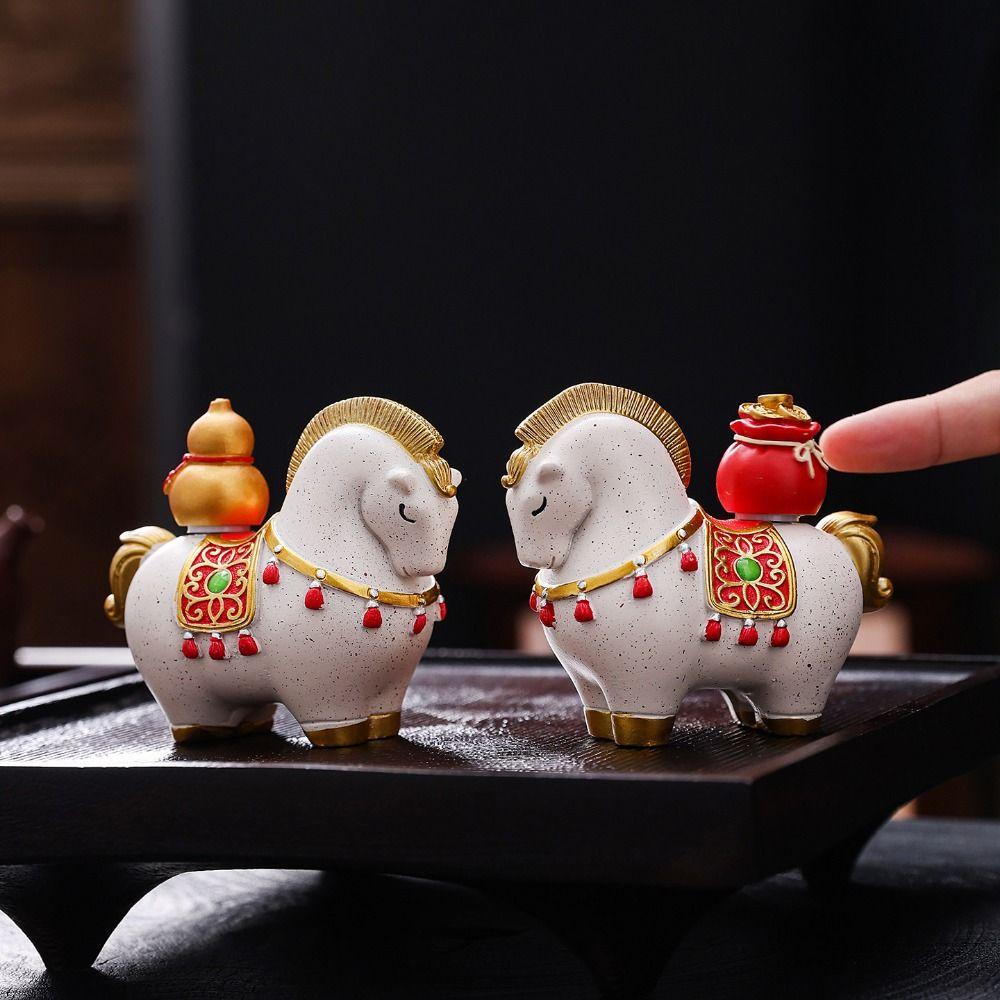Horse Mascot Horse Miniature Resin Desktop Ornament Zodiac Horse Ornaments Cabinet