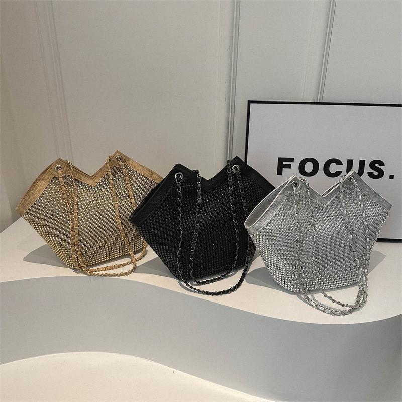 Модная сумка большой вместимости со стразами 2024 весна-лето новая повседневная стильная на плечо тоут