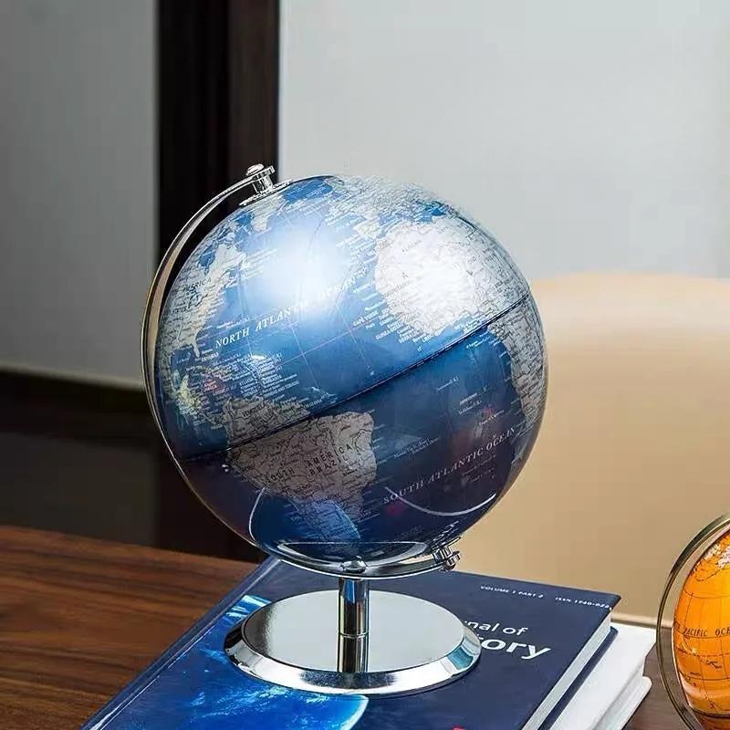 Желтый глобус мира в подарок для украшения офиса