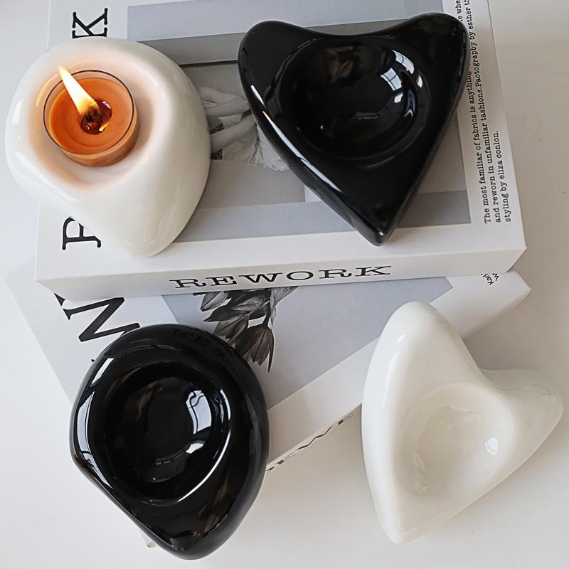 1PC Ceramic Birthday Gift Candle Holder Crafts Love Candle Holder Romantic Heart Shaped Desktop Decoration Multi-Style