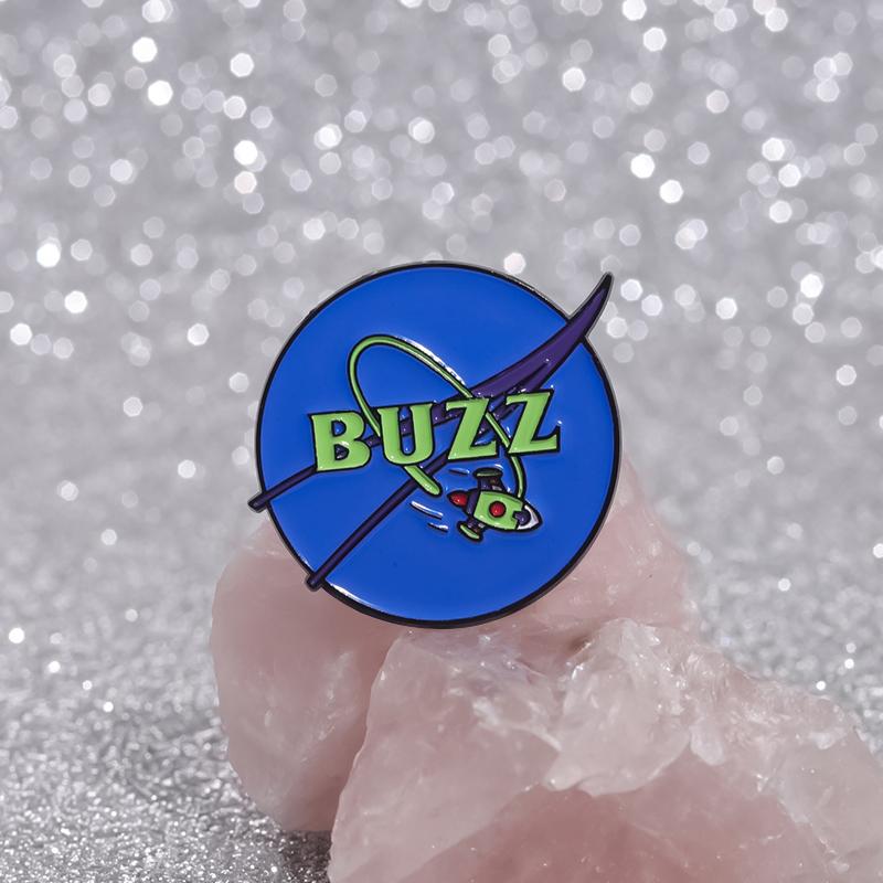 Эмалированные значки Космонавт Космос На заказ РАМЕН ПИЦЦА Еда Исследование Космоса Броши Значки на лацкан Панк-украшения Подарок для друзей