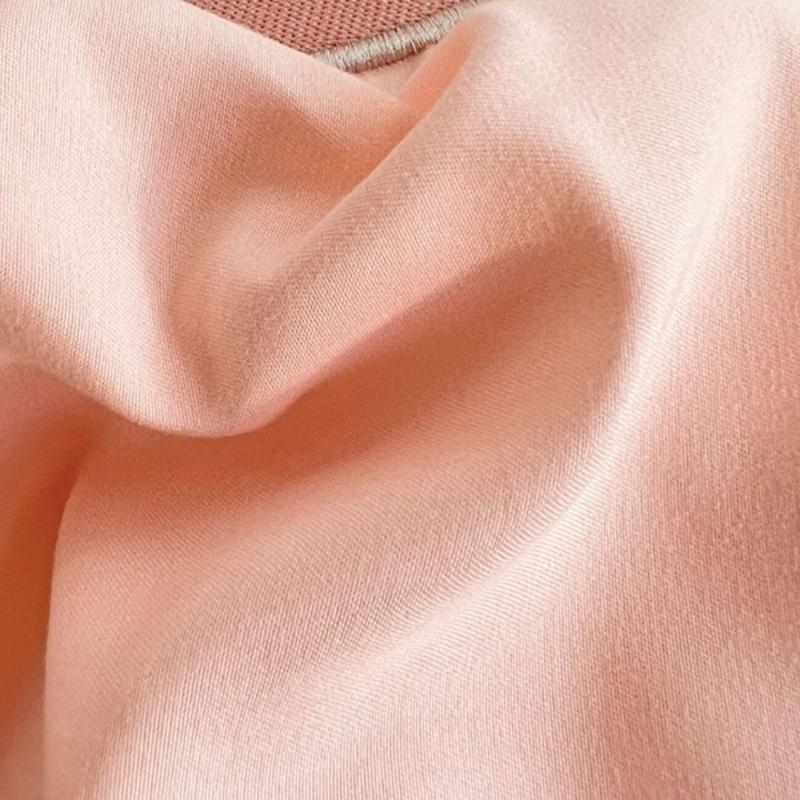 Четыре сезона Универсальный мультяшный стиль Комплект постельного белья из четырех предметов Комплект стеганых одеял из трех предметов для общежития Простыня Простой маленький комплект из четырех предметов