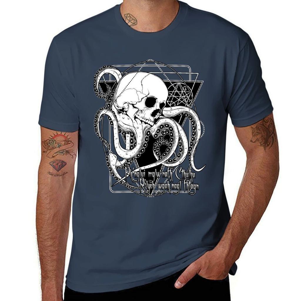 In his house at Rlyeh dead Cthulhu waits dreaming TShirt Quick Dry Light Sports TShirt