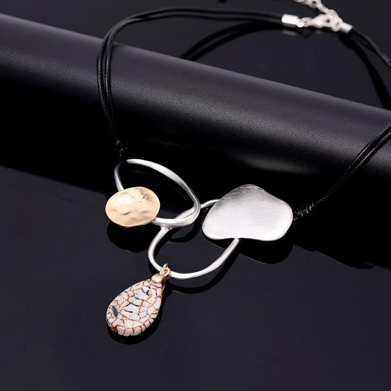 Модные ожерелья для женщин. Ювелирные изделия