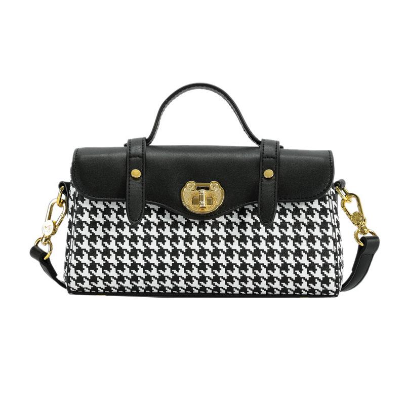 2024 Новая высококачественная сумка-подушка в стиле ретро, ​​нишевый дизайн, модный темперамент, женская сумка через плечо на одно плечо для поездок на работу