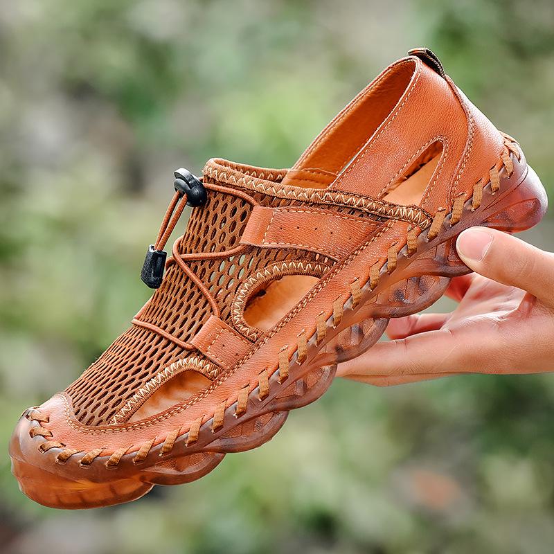 Plus Size Sandals Men's Casual Leather Hole Shoes Summer Soft Sole Leather Sandals Outdoor Closed Toe Beach Shoes