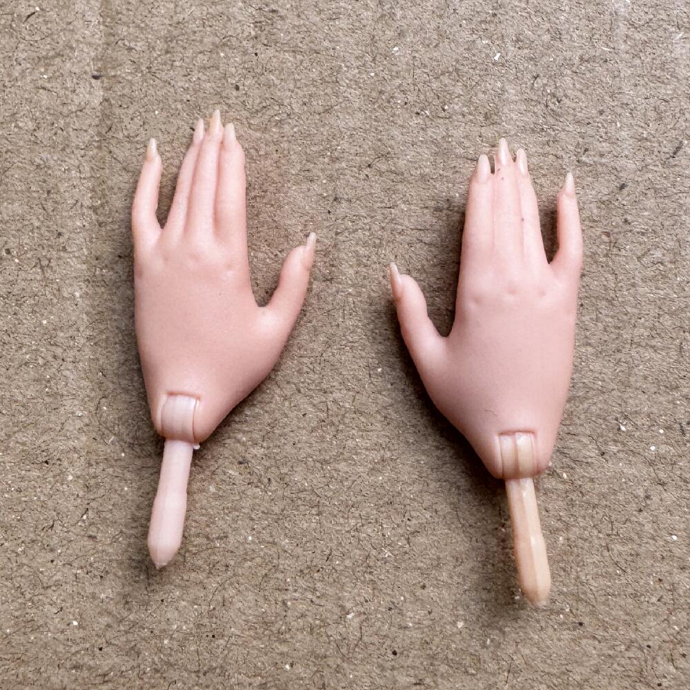 Кукла Старшая Сестра Запасные Руки Белая Коричневая Черная Кожа Части Куклы Оригинальные Аксессуары для Куклы 1/6 Украшения для Куклы