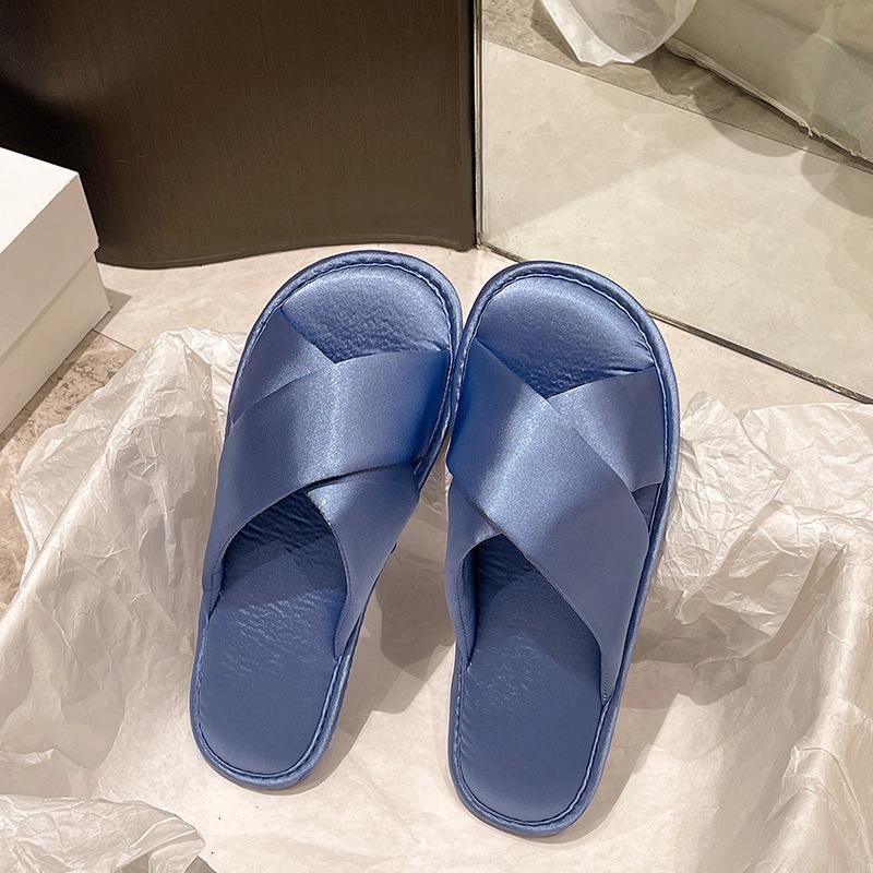 Роскошные женские домашние тапочки: Удобный, нескользящий, дезодорирующий плоский носик для использования весной, летом и осенью.