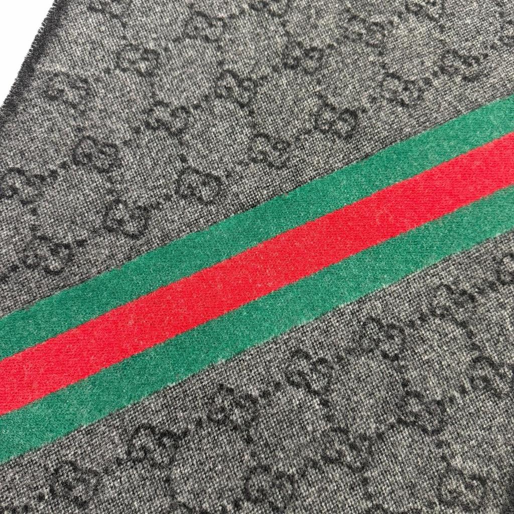 Отличный шарф GUCCI с принтом GG по всей поверхности, веб-полоса, серая шерсть 570603 Б/у