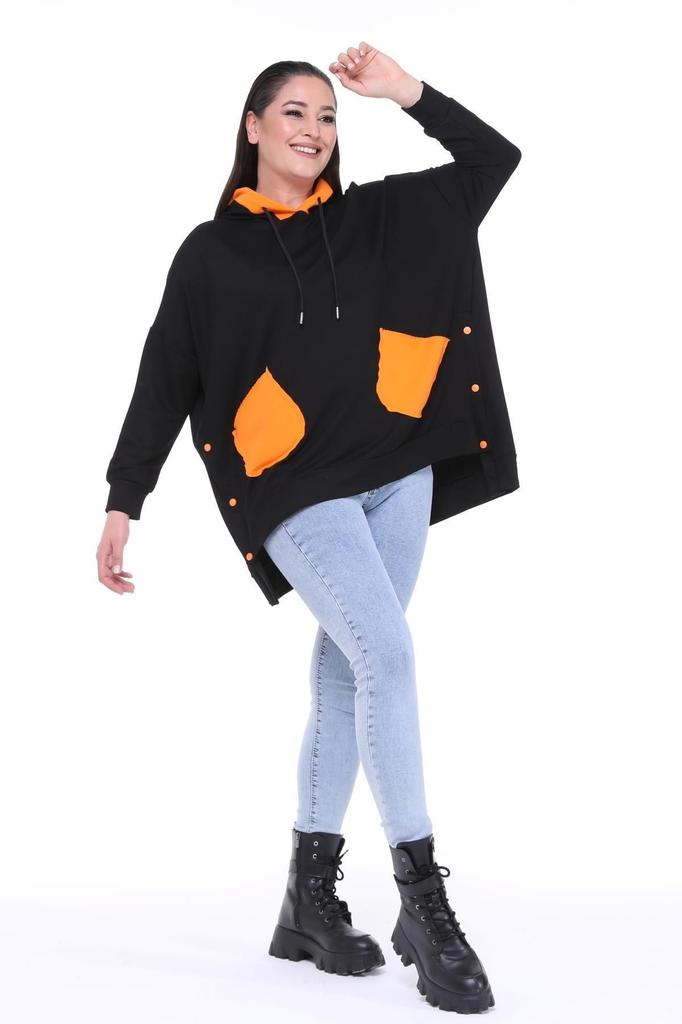 Women's Style Big Size Sweatshirt Large Size Extra Comfortable Fit Black Sweatshirt With Green Pocket Detail