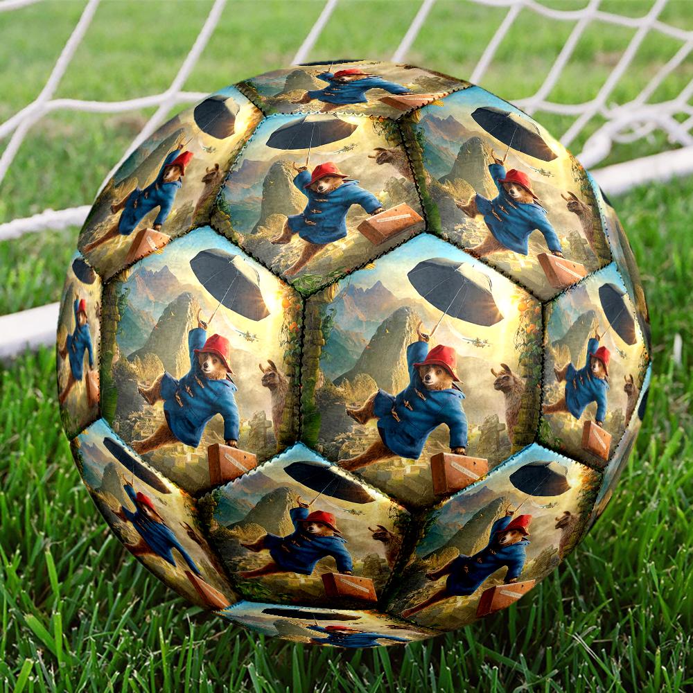 Paddington Bear Theme Size 5 Soccer Ball, Suitable for Both Indoor and Outdoor Matches, a Gift Suitable for Everyone.