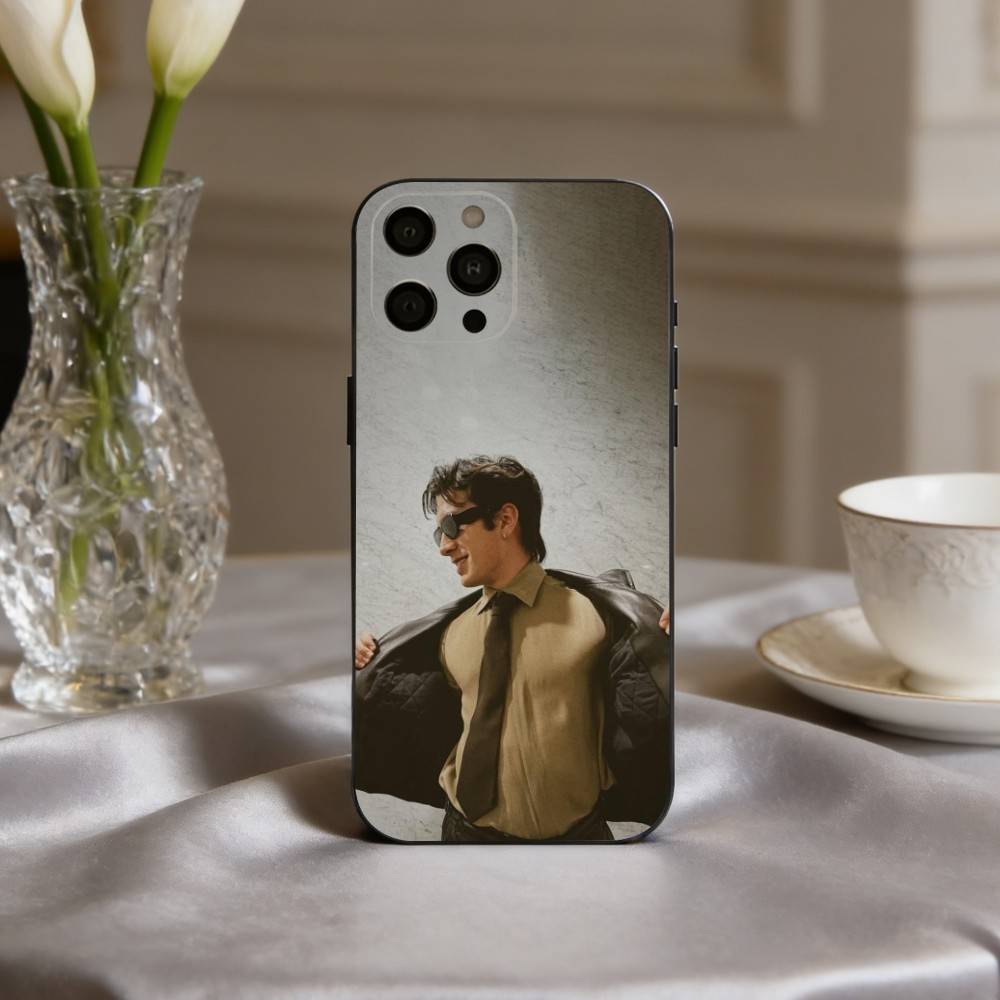 H-Hudson-N Актер W-WilliamsS Чехол для телефона для iPhone 17,16,15,14,13,12,11 Plus,Pro Max,XS,Мягкий силиконовый черный чехол