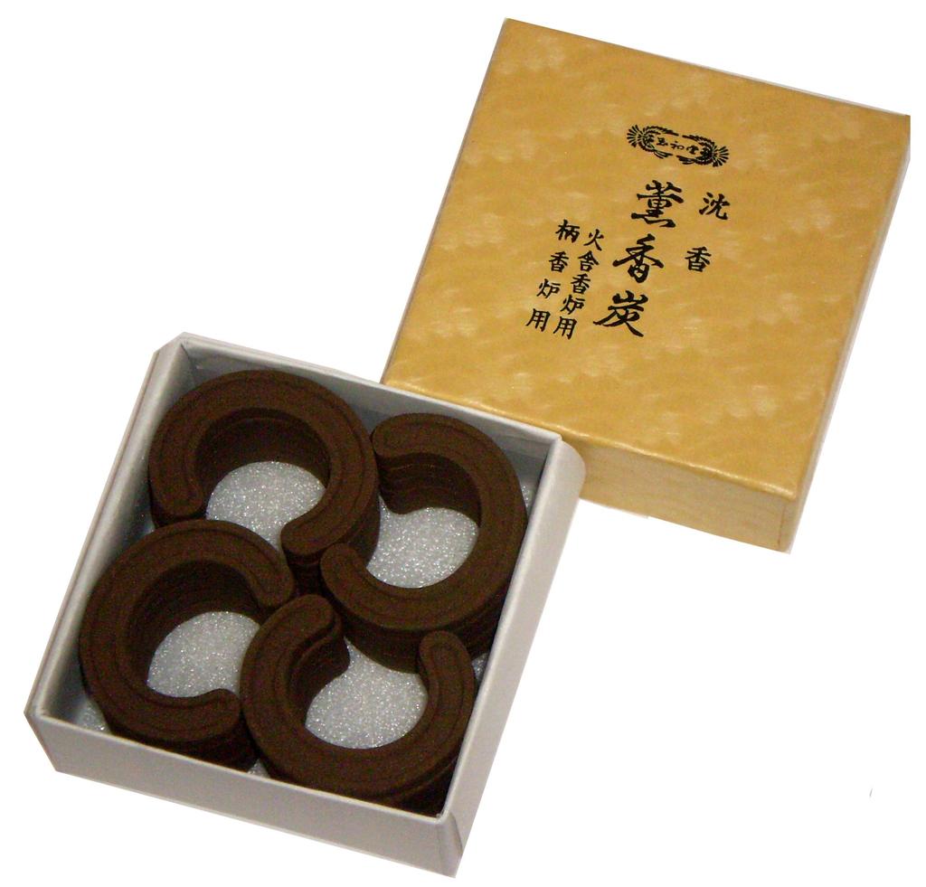 Tamatsudo Incense Agarwood Incense Horseshoe Small 20 Sheets Sticks, Charcoal, Shape, #872