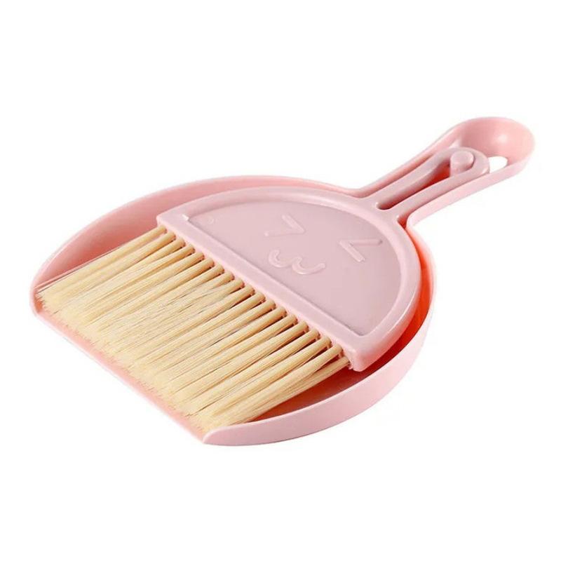 Smiley Desktop Mini with Dustpan Computer Clutter Cleaning Brush