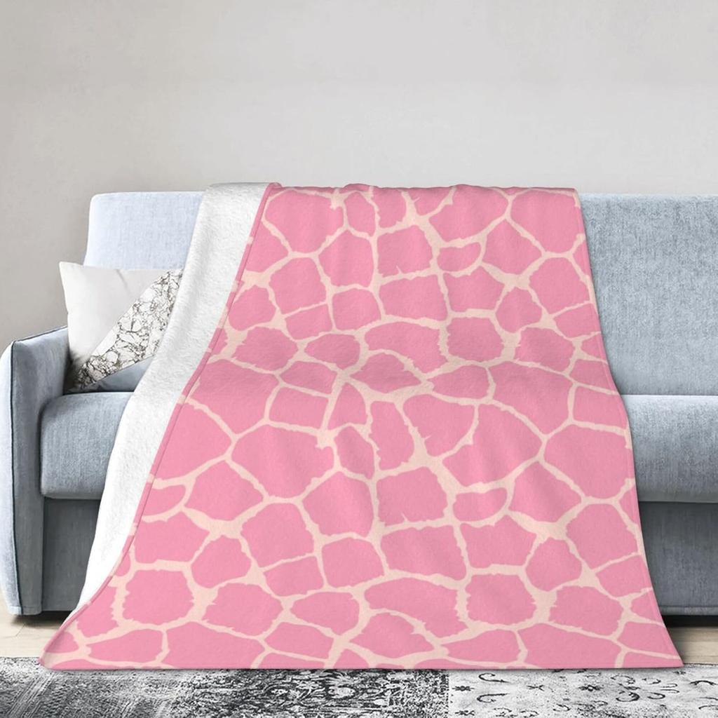 Pink Giraffe Throw Blankets,Cozy Flannel Fleece Blanket on for Home Bedroom Living Room Office Dorm, Soft Comfort Lightweight Th