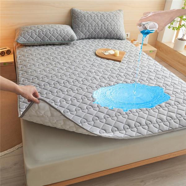 Waterproof  Mattress Pad Antibacterial and Mite-proof Bed Mat Non-Slip Mattress Cover Waterproof Thicken Quilted Bedspreads(No Pillowcases )