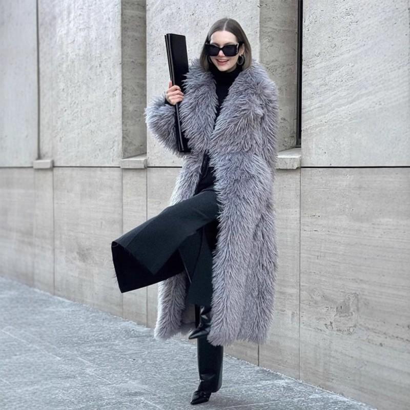 Long Faux Fur Coat Women Winter Warm Thick Oversized Outerwear With Notched Collar