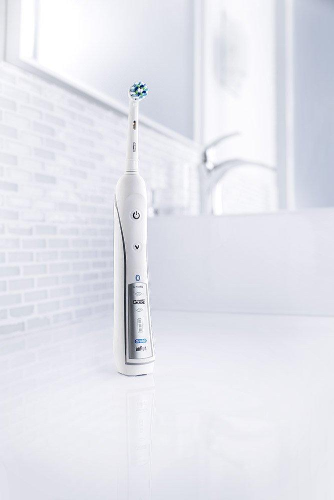 Braun Oral-B Platinum White Electric Toothbrush with Smartphone App, White, D365356WH