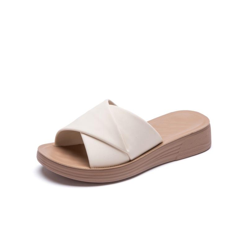 Кожаные сандалии на мягкой подошве для мам, сандалии на плоской подошве, женская обувь для среднего возраста, нескользящая удобная обувь, модели для среднего и пожилого возраста, лето 2024, новые модели