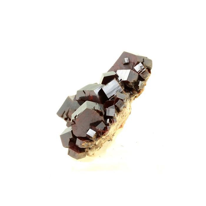 Pierres et Minéraux. Vanadinite. 971.5 ct. Mibladen Mining District, Midelt, Maroc.