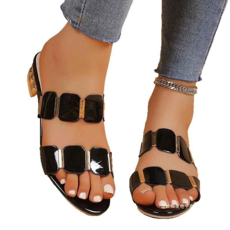 Туфли на среднем каблуке с одним ремешком. Тапочки. Женские туфли на пуговицах на толстом каблуке. Модные шлепанцы.