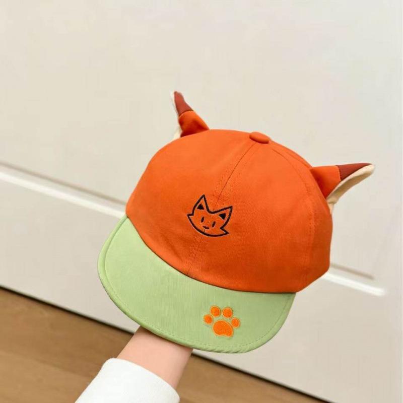 Original New Front And Back Two Wear Cute Little Fox Turned Brim Baseball Cap Women Spring And Summer Thin Claws Embroidered Sunshade Cap
