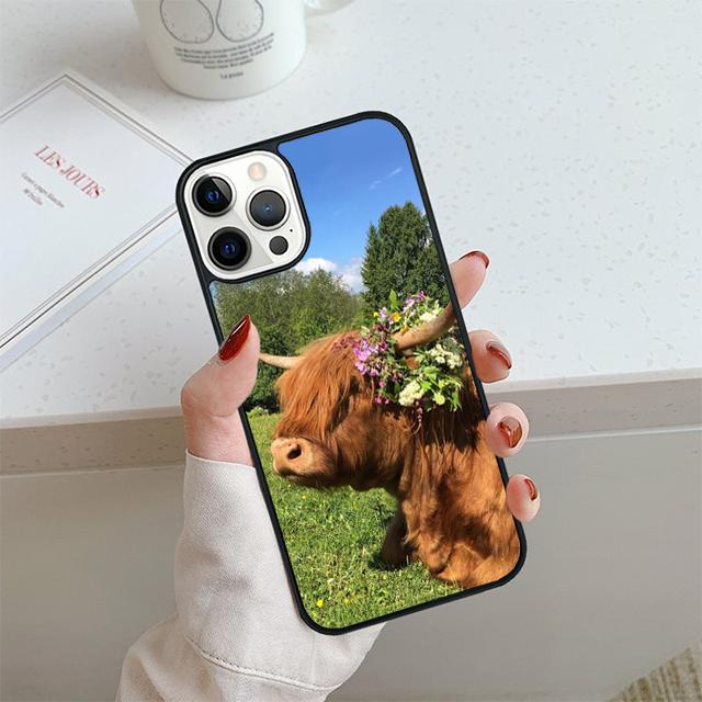 Highland Cows Phone Case For iPhone 17 Air 14 15 16 13 12 Cover For Apple 14 15 16 Pro Max 6S Plus Coque
