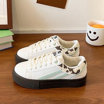 Трендовая модная обувь на толстой подошве женская четырехсезонная обычная универсальная с круглым носком и неглубоким вырезом на шнуровке парусиновая спортивная и повседневная обувь для скейтбординга