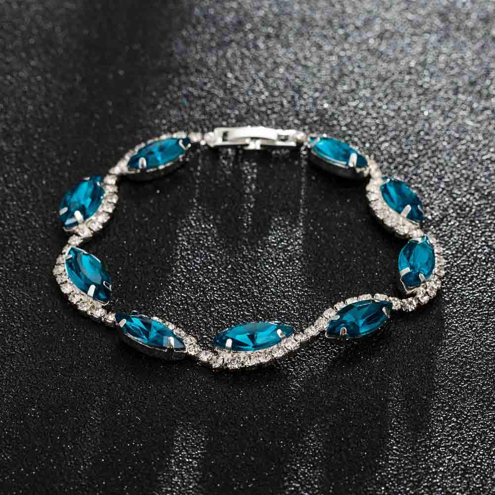 Изящный женский браслет из австралийского хрусталя