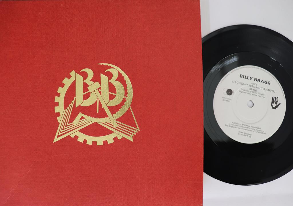 7-дюймовая пластинка BILLY BRAGG Dont Try This At Home INT8694947 GO DISCS 1991 Европа Рок Б/у