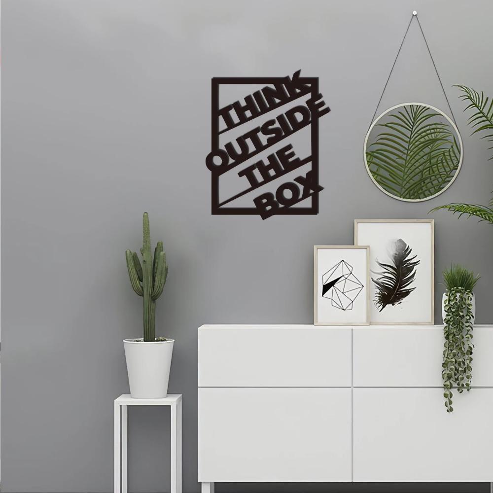 Мысли за пределами коробки" Металлическая табличка Современное украшение стены Стильное металлическое настенное искусство Идеальный подарок на новоселье Элегантный декор для спальни
