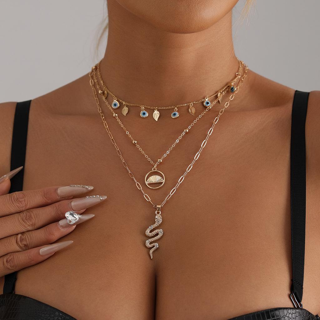 Аксессуары Подвеска Змеиный глаз Дьявола Цепочка на ключицу Креативный дизайн Многослойное ожерелье Аксессуары