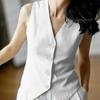 Vintage Style Commuter Style Classic White Waistcoat with Simple Slim Elegant Single