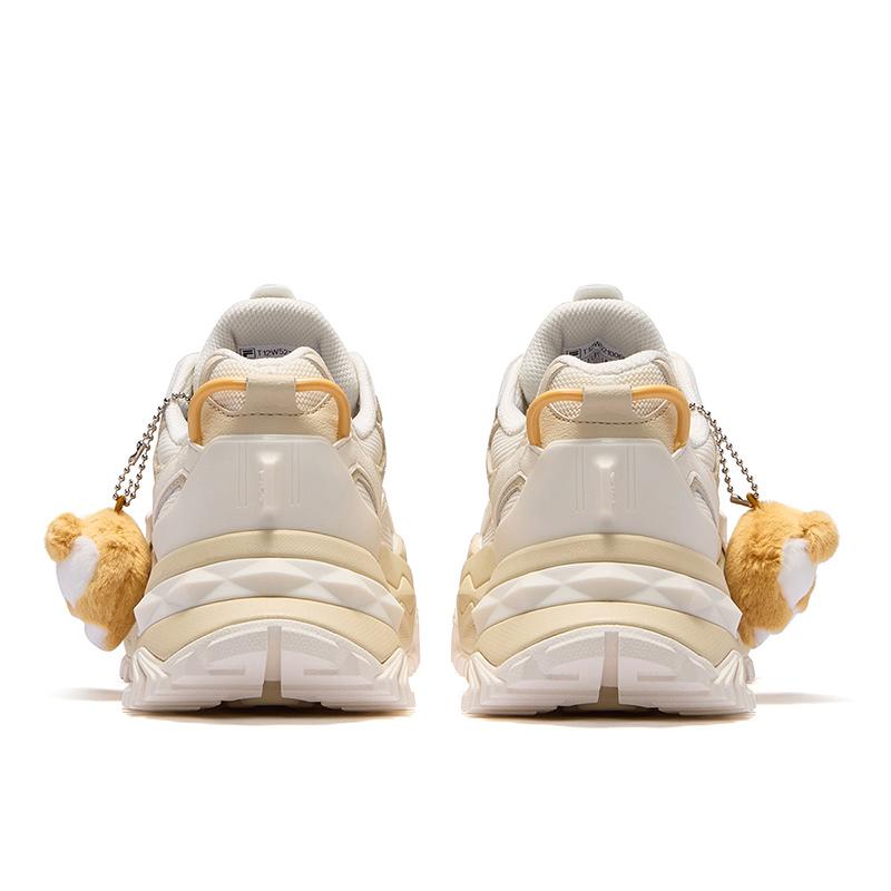 Fila Fusion Модные универсальные кроссовки на шнуровке для женщин, увеличивающие рост, низкие, повседневные, цвет молочно-белый, древесно-серый T12W521006FGB