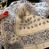 Роскошный женский атласный квадратный шарф с принтом, женский искусственный шелковый шарф, дышащий ветрозащитный шейный платок, модный аксессуар