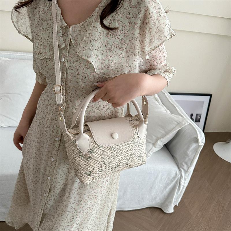 Женская новая красивая пляжная сумка через плечо с плетеной соломенной плетеной сумкой с высоким внешним видом и сумка для отдыха на открытом воздухе