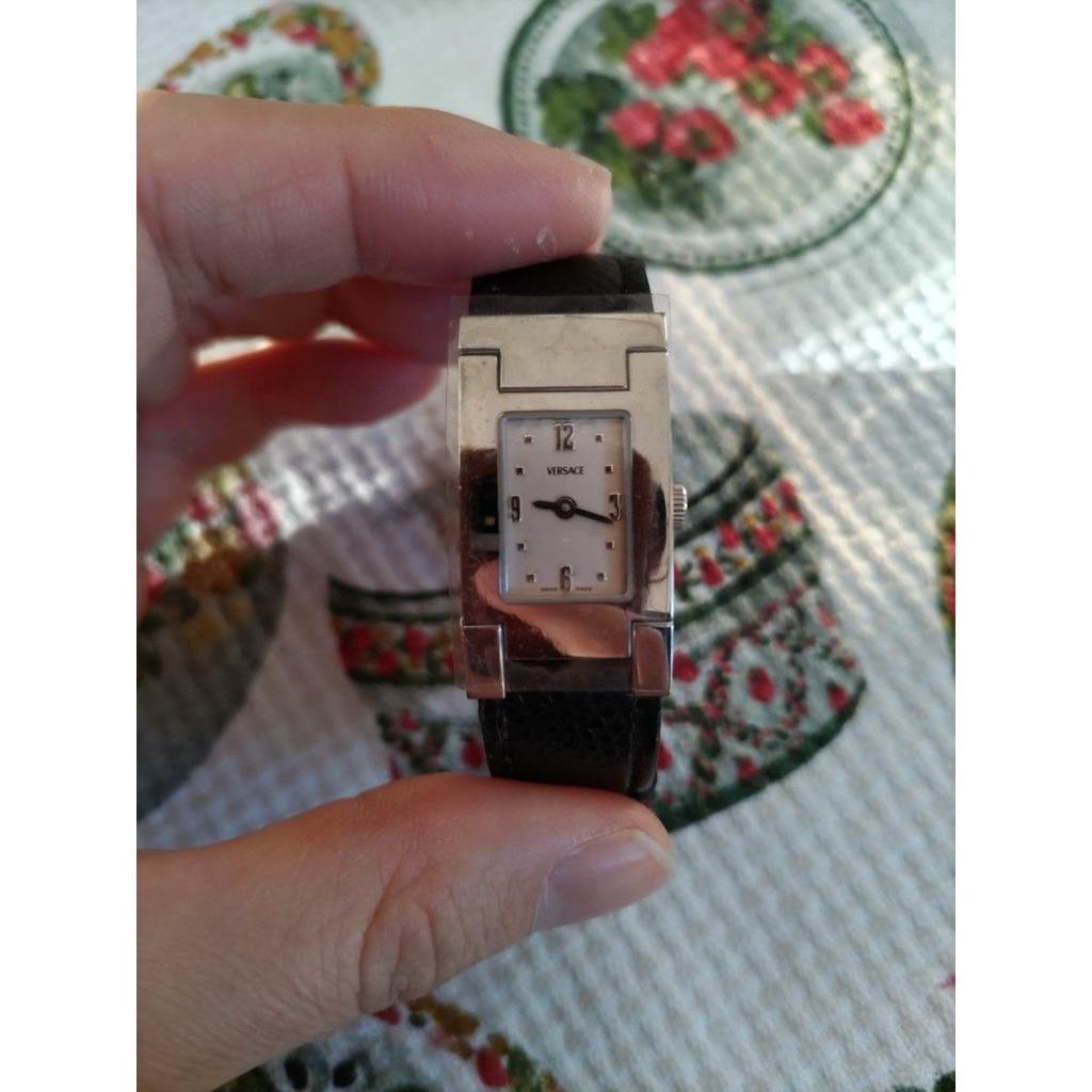 Подержанные часы Versace