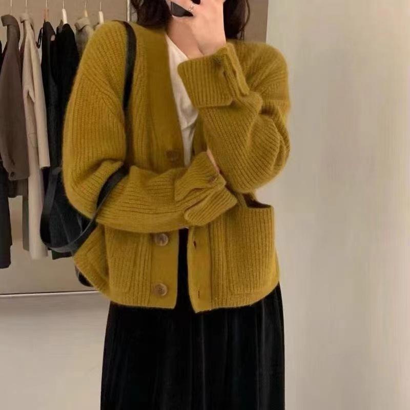 Korean Version of The V-neck Soft Waxy Sweater Women's Autumn and Winter Single-breasted Loose Lazy Knitted Coat