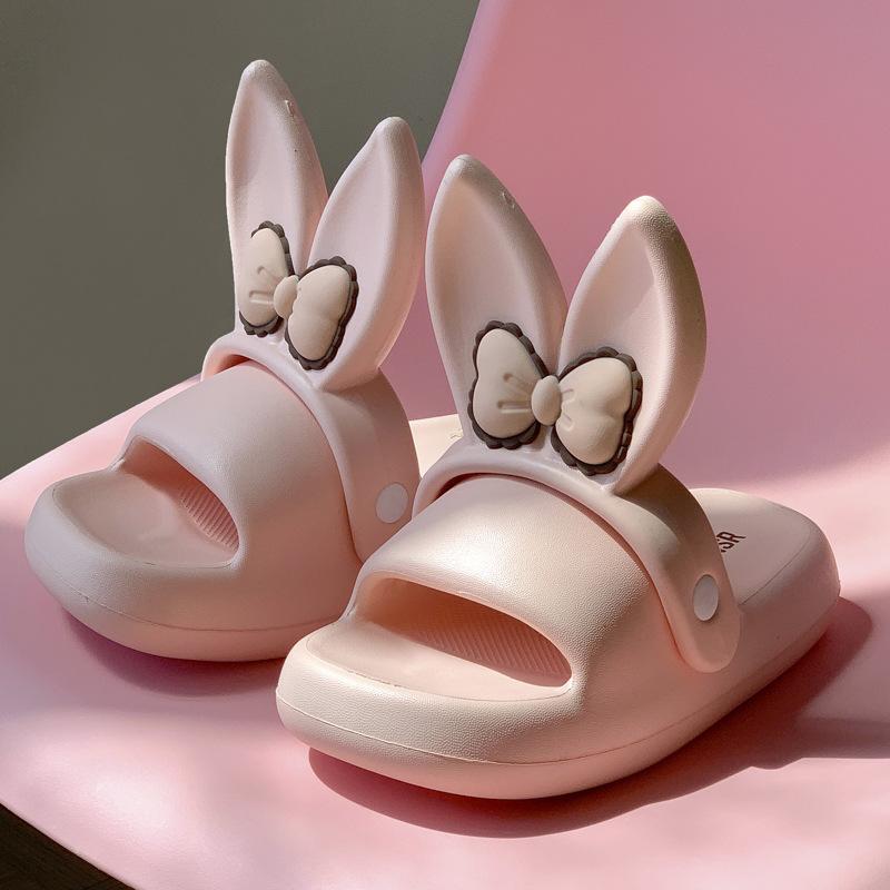 Модные Новые Летние Туфли на Платформе 2024 Женские Милые Шлепанцы с Ушками Бабочки и Кролика Домашние Тапочки для Девочек для Ванной Комнаты Противоскользящие Уличные Сандалии