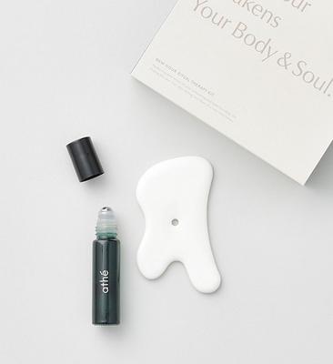 Athe New Hour Ritual Therapy Kit (Roll-on 10ml & Gua Sha Set)