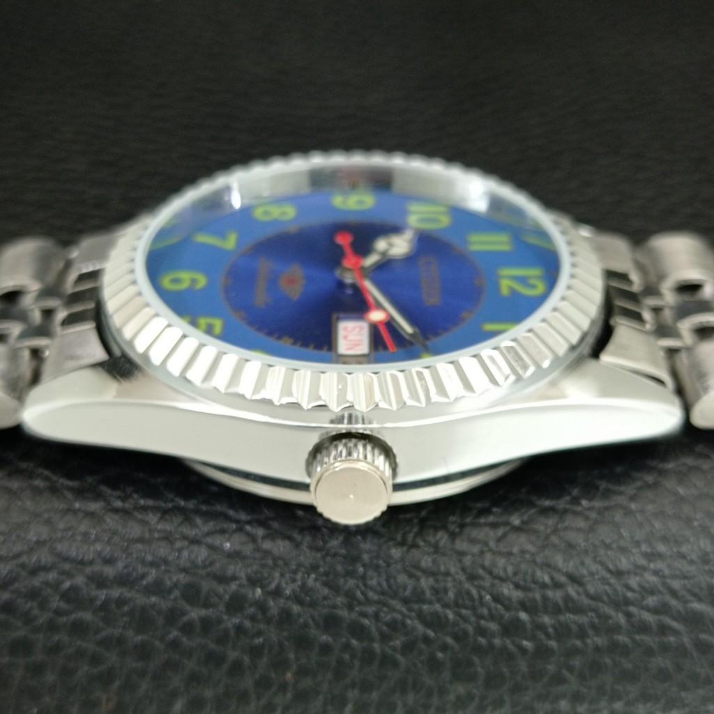 VINTAGE CITIZEN AUTOMATIC 8200 REFURBISHED JAPAN MENS BLUE DIAL WATCH a446838-1