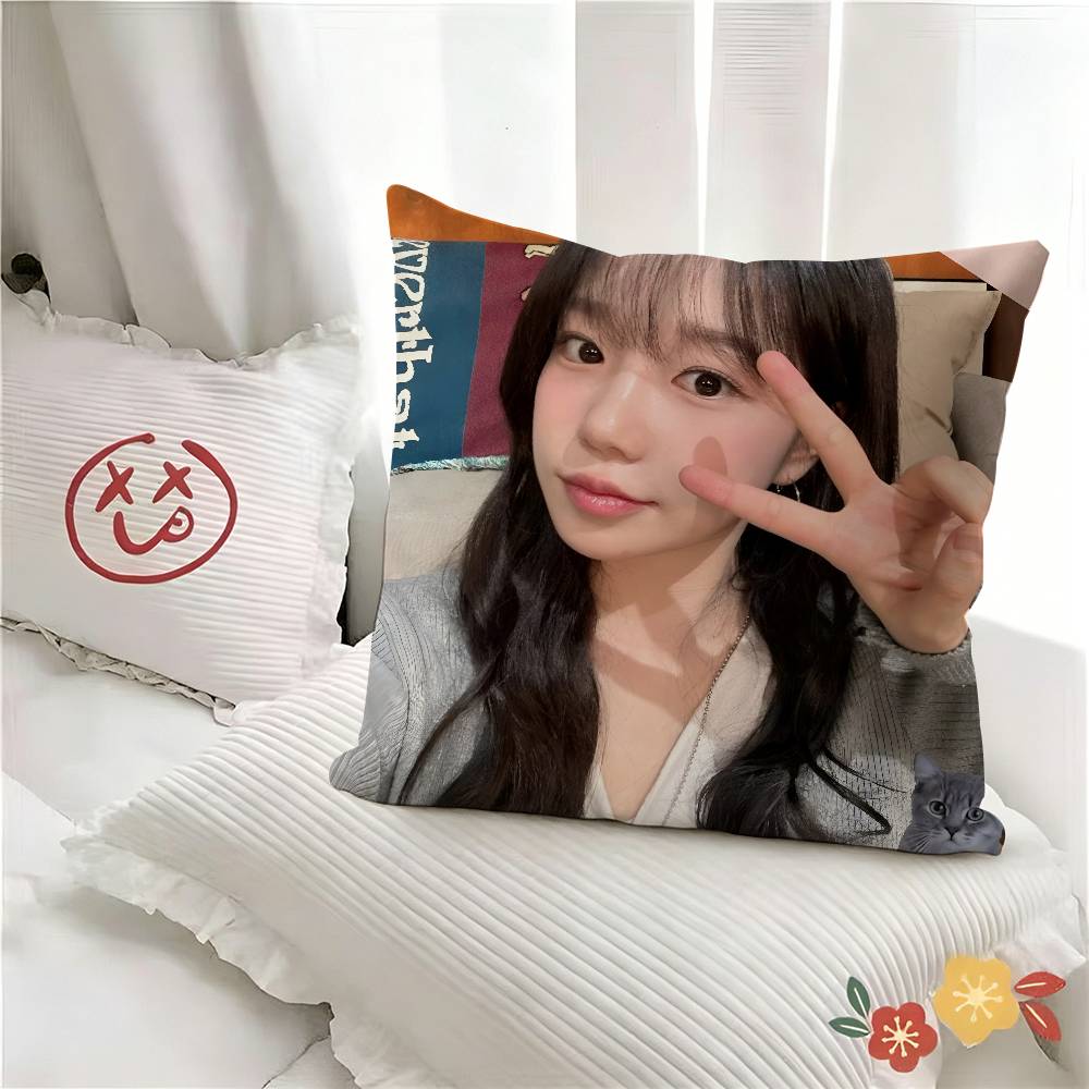 pc Cute JJo Yyuri Kawaii Pillow Case Fashion Square Pillowcase Bedroom Sofa Room Ins Decoration Leisure