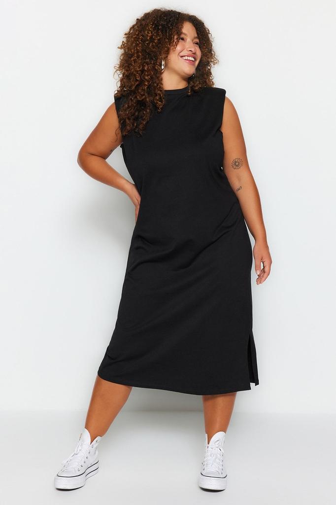 Women's Style Plus Size Black Crew Neck Padded Knitted Dress