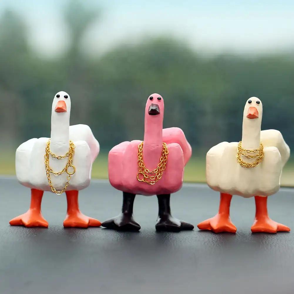 Новая забавная статуэтка утки со средним пальцем из смолы, украшение для автомобиля, центральная консоль, украшения для автомобиля